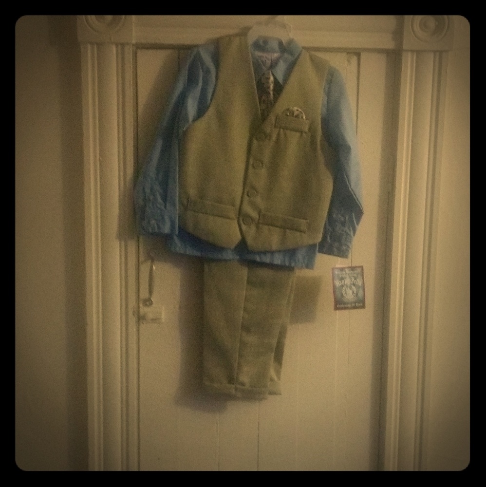 Boys suit